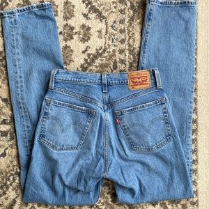 Levi Strauss & Co. | 501 Straight Jean